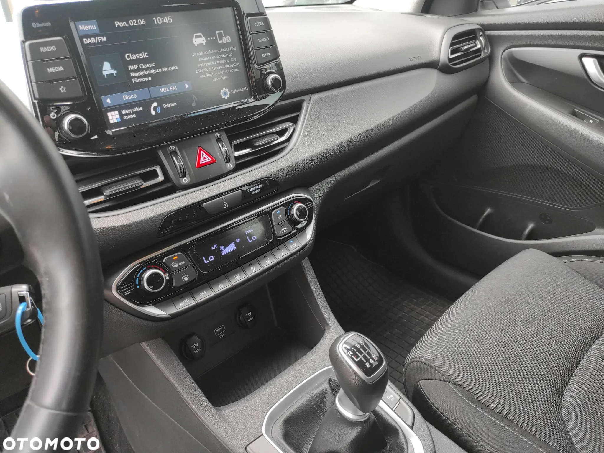 Hyundai i30 1.6 D Comfort - 14