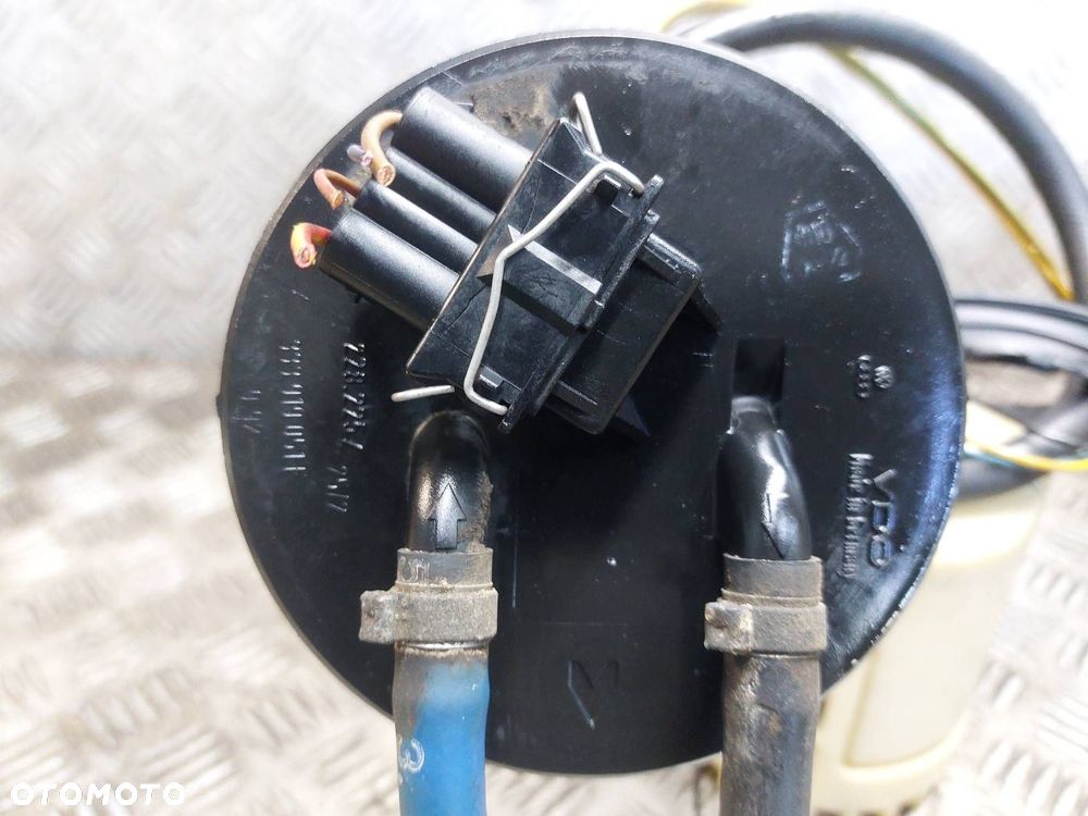 POMPKA PALIWA + PŁYWAK VOLKSWAGEN PASSAT B3 1.8 8V 333919051F - 3