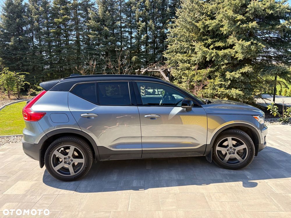 Volvo XC 40 T5 AWD Geartronic R-Design - 2