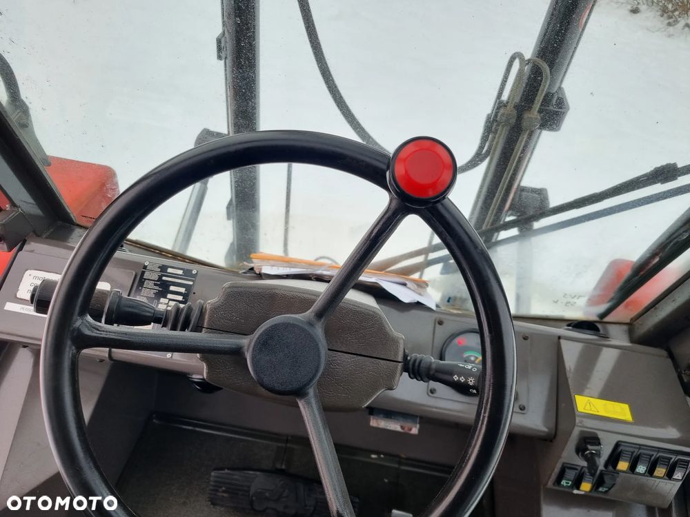 Manitou M30-4 T Wózek Widłowy 4X4 TERENOWY JAK NOWY! 2013r z Norwegii. Silnik PERKINS TURBO 100KM! DEKRA do 2026roku! 3 tony Udzwig! Posuw wideł Hydrauliczny! Jazda REWERS+4 biegi. Ani deka luzów czy wycieków! Zadbana Maszyna! - 36