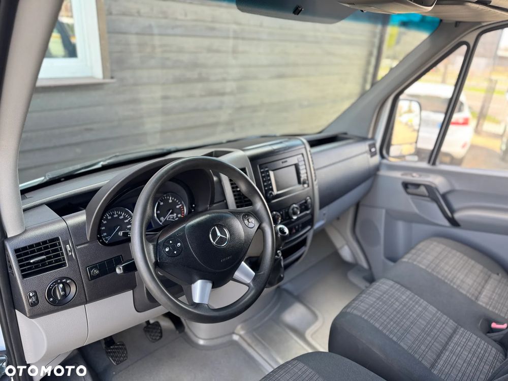Mercedes-Benz SPRINTER - 12