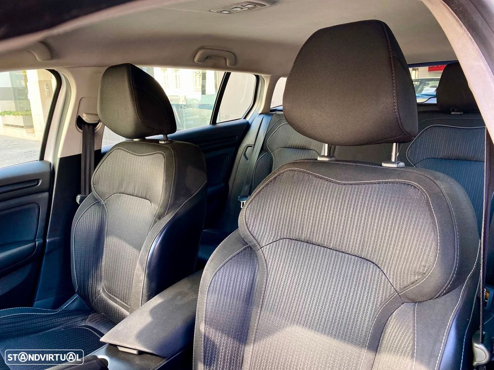 Renault Mégane Sport Tourer 1.5 dCi Comfort SS - 12