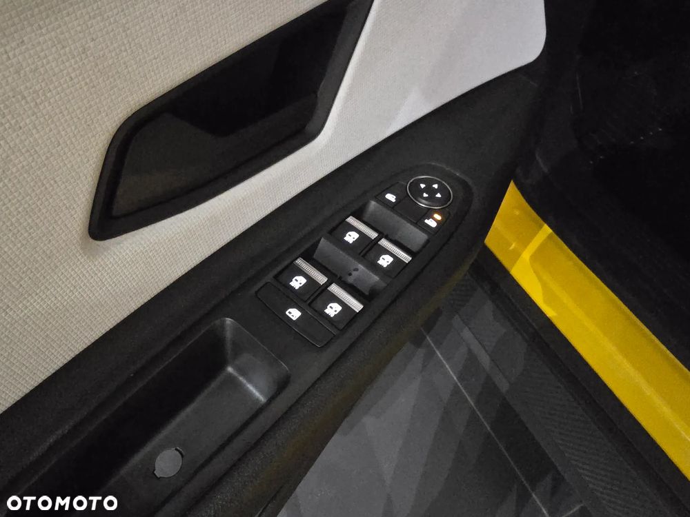 Renault 5 40kWh Urban Range Evolution - 11