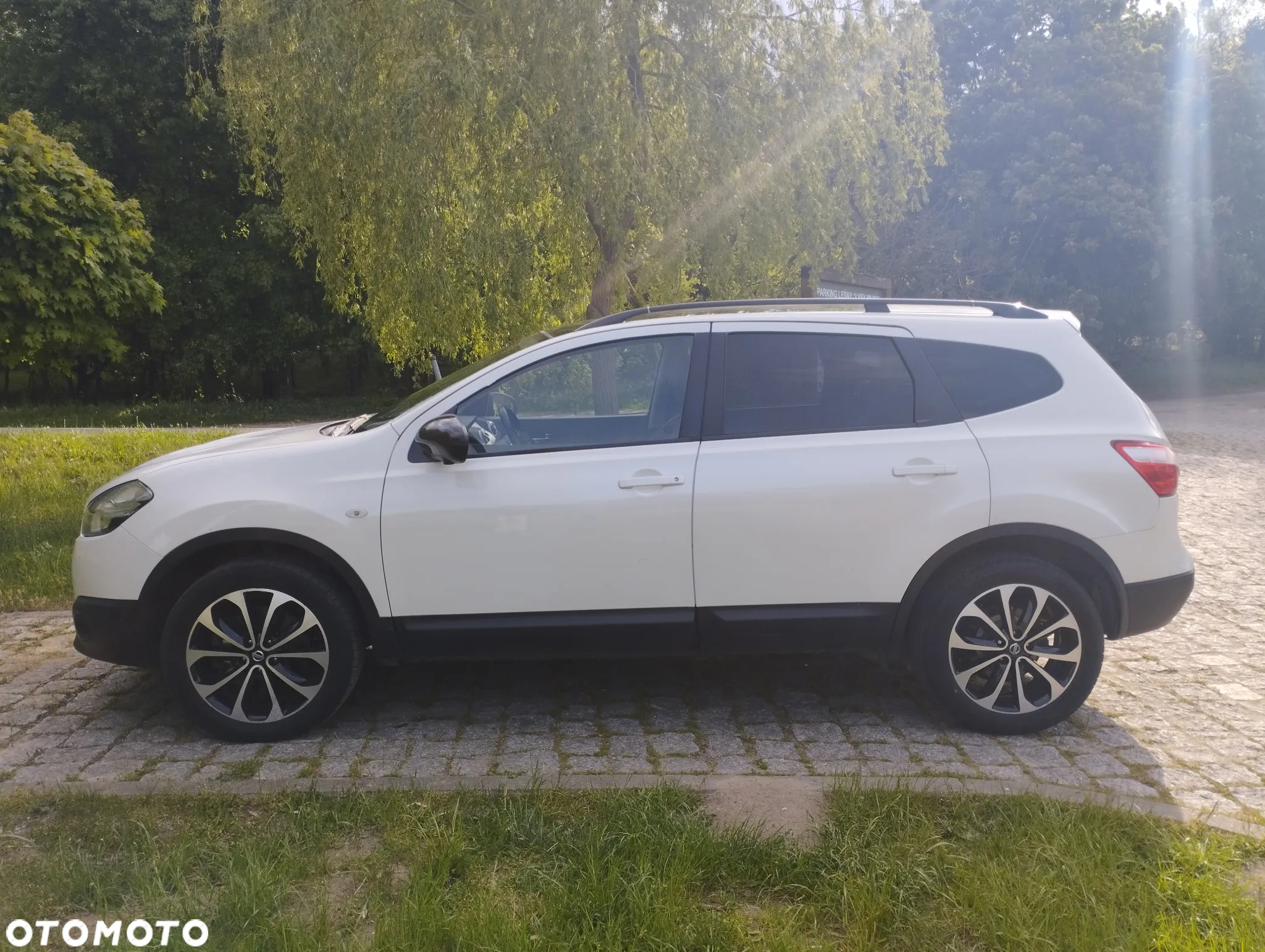 Nissan Qashqai+2 - 5