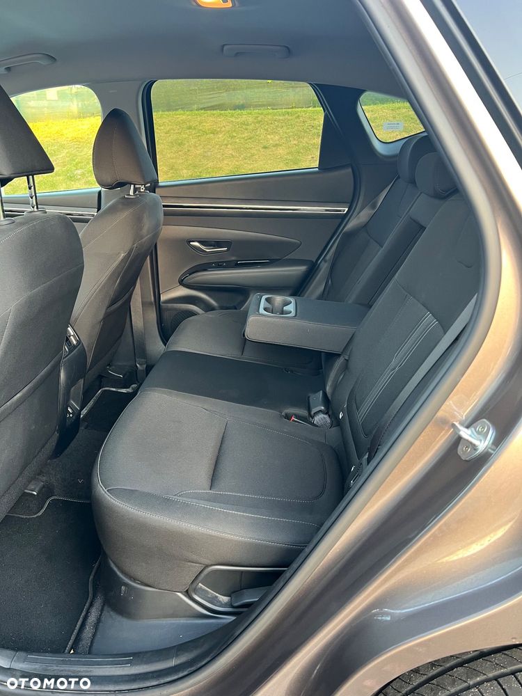 Hyundai Tucson 1.6 T-GDi HEV Executive 2WD - 15