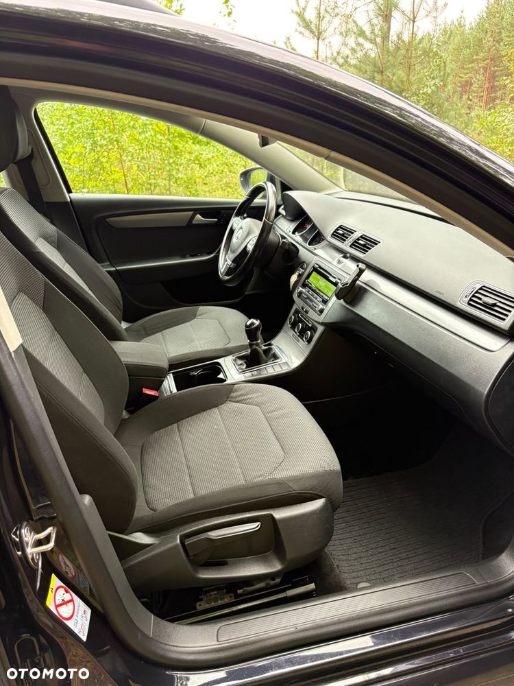 Volkswagen Passat 1.6 TDI BlueMotion - 20