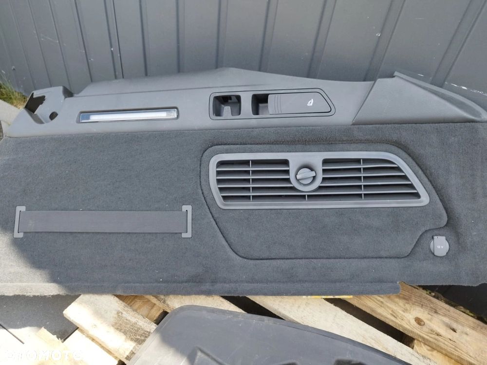 WNĘTRZE BAGAŻNIKA BOCZKI PODŁOGA AUDI A6 C8 AVANT - 2
