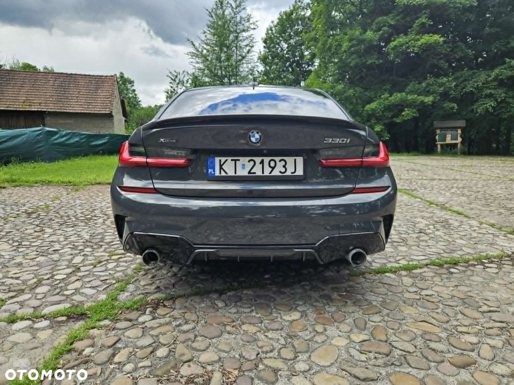 BMW Seria 3 330i xDrive M Sport sport - 10
