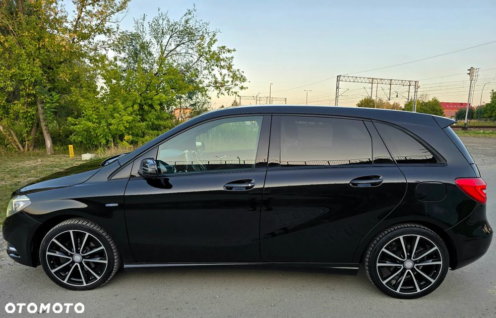 Mercedes-Benz Klasa B 200 BlueEFFICIENCY Edition 1 - 4