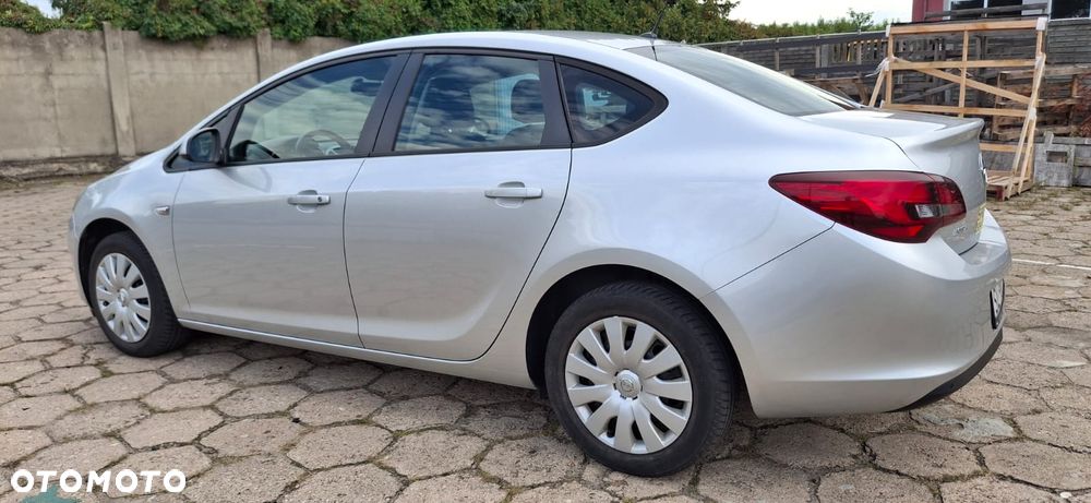 Opel Astra - 3