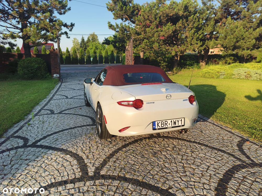 Mazda MX-5 SKYACTIV-G 160 SAKURA - 7