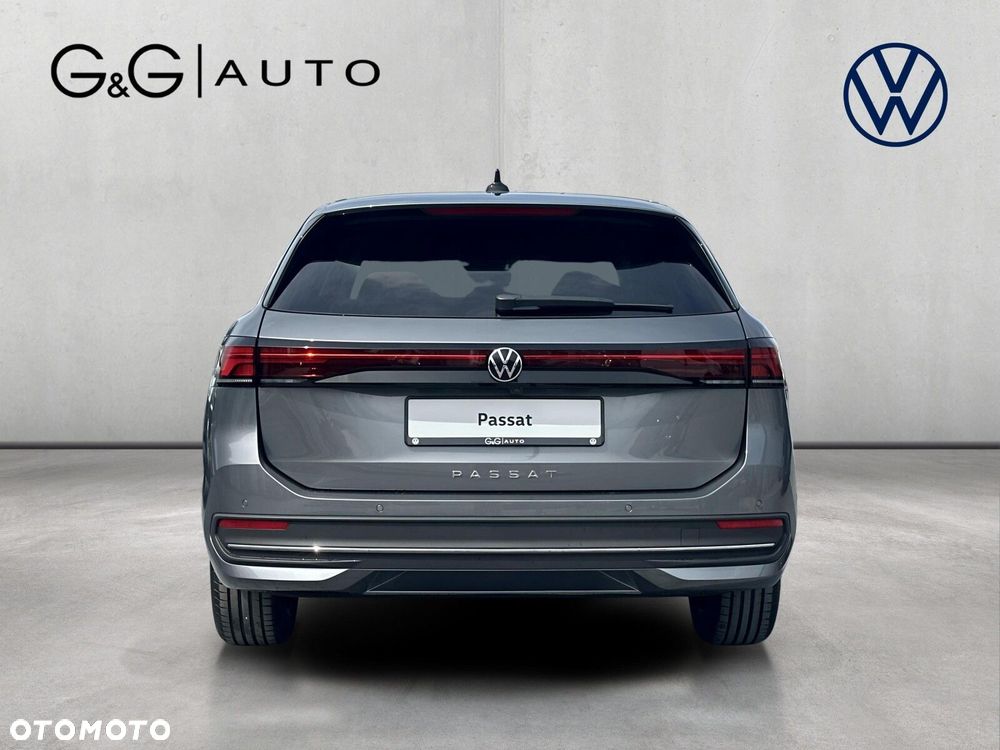 Volkswagen Passat - 8