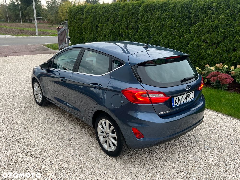 Ford Fiesta - 2