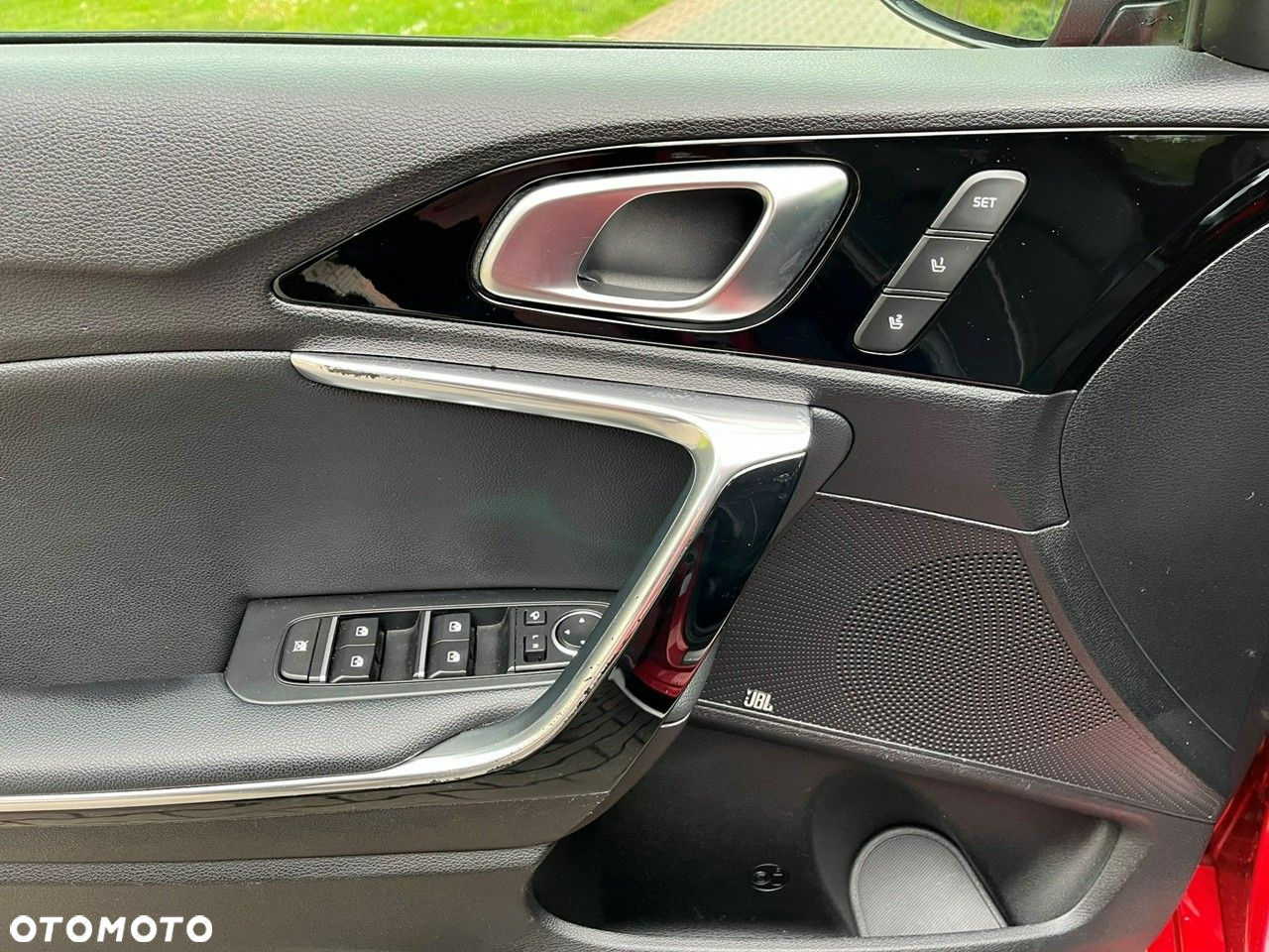 Kia ProCeed - 12
