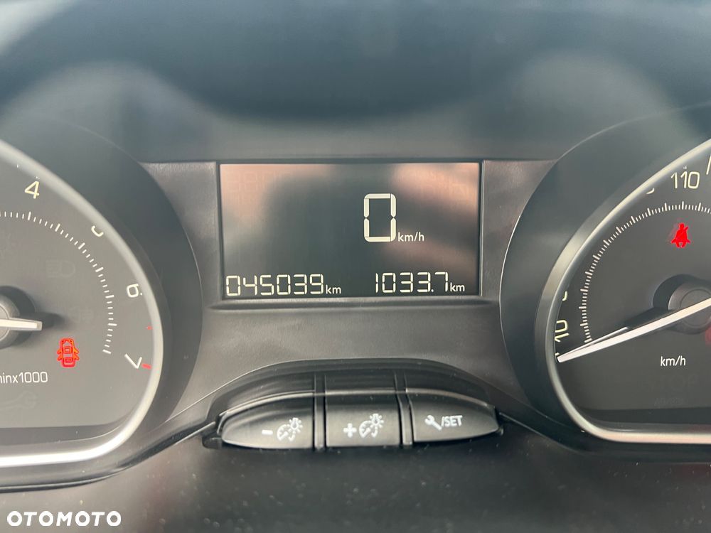 Peugeot 2008 PureTech 110 Stop&Start Crossway - 13