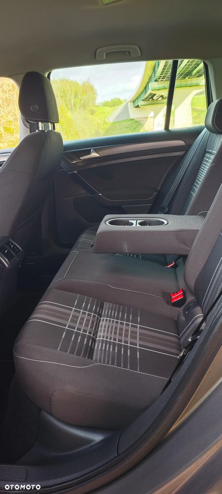 Volkswagen Golf 2.0 BlueTDI Highline - 7