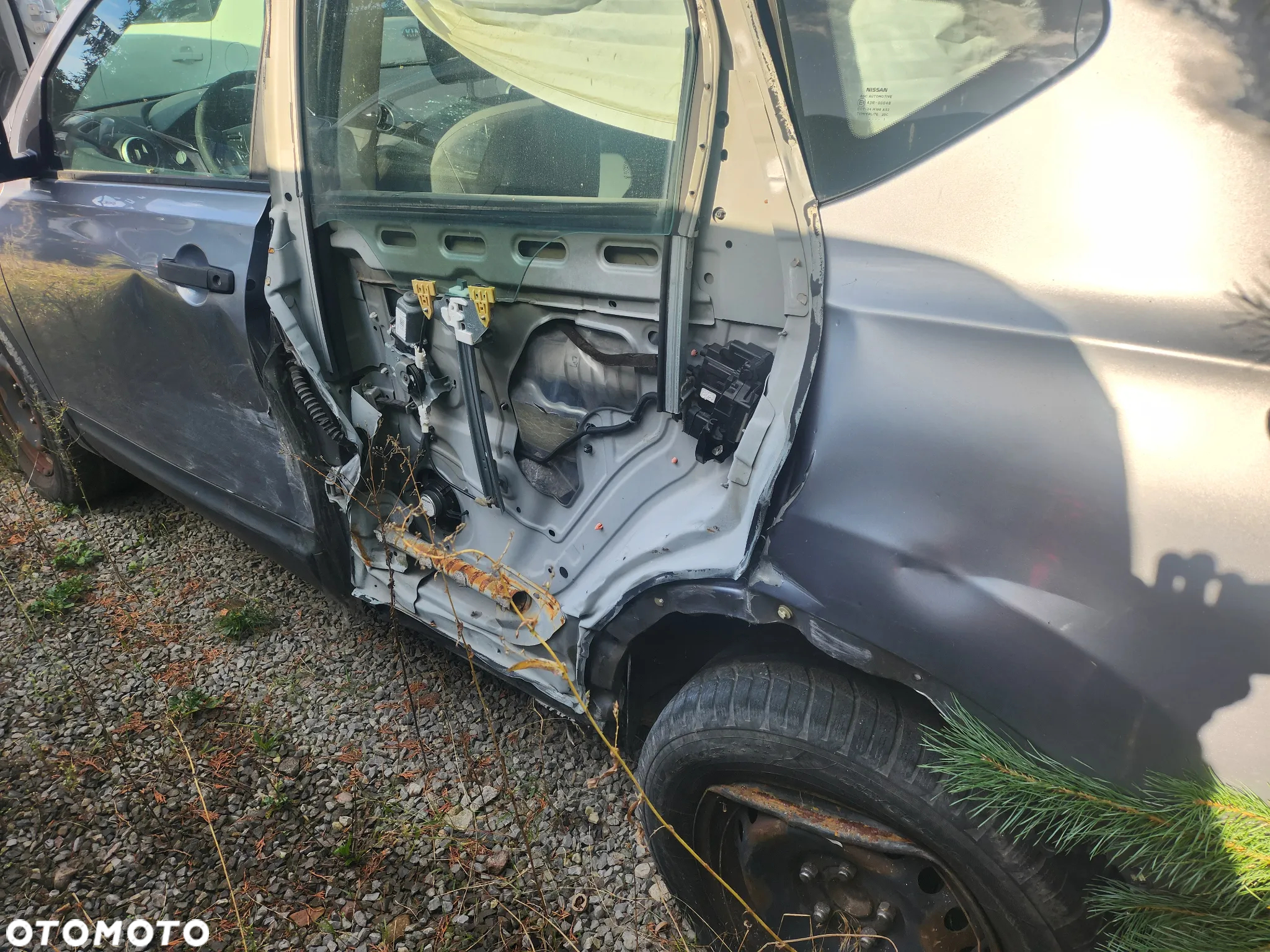 Nissan Qashqai 1.5 dCi DPF acenta - 6