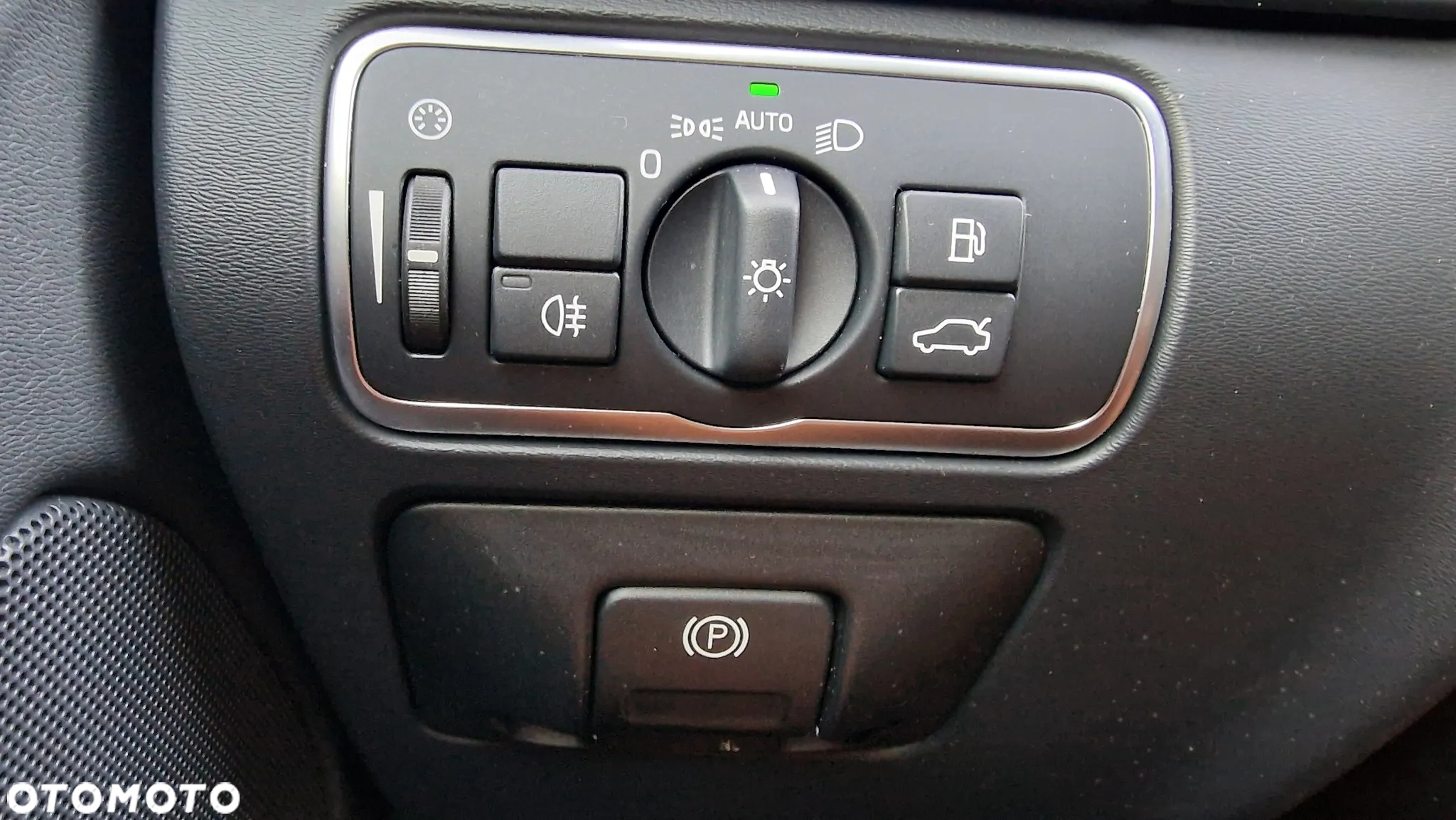 Volvo V60 D4 Drive-E Summum - 33