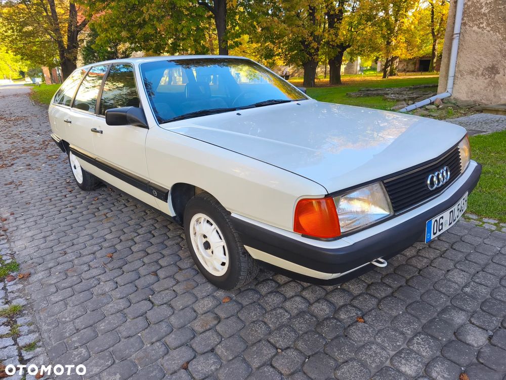 Audi 100 Avant - 11