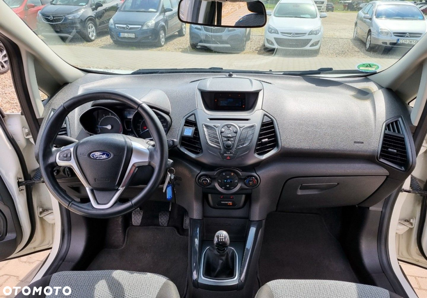 Ford EcoSport - 27