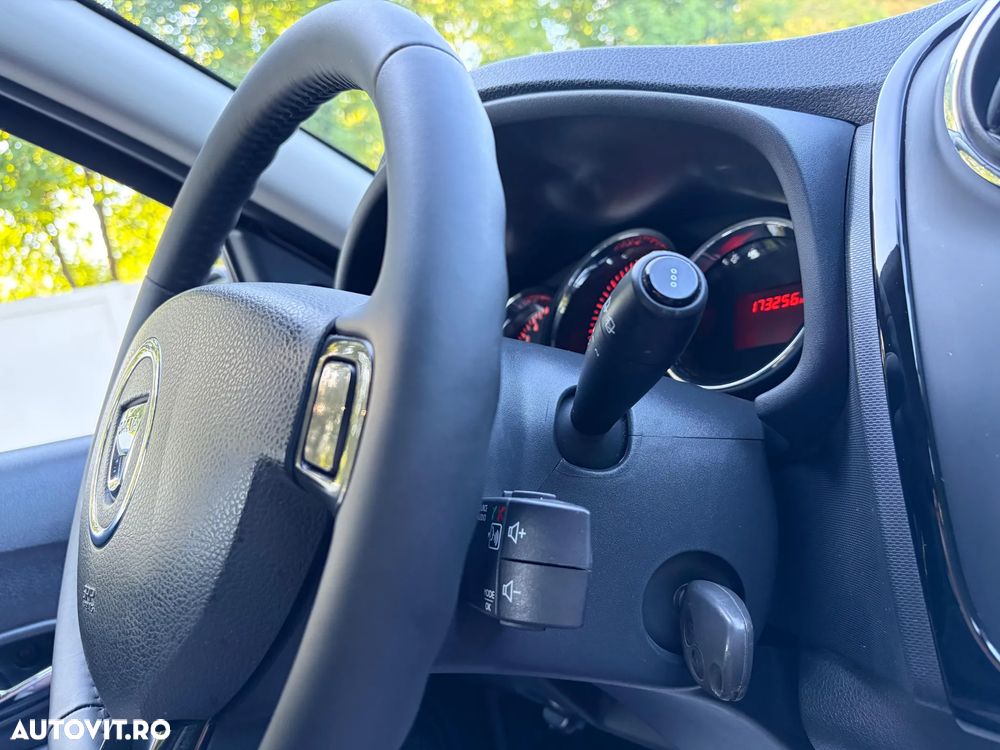 Dacia Sandero - 23