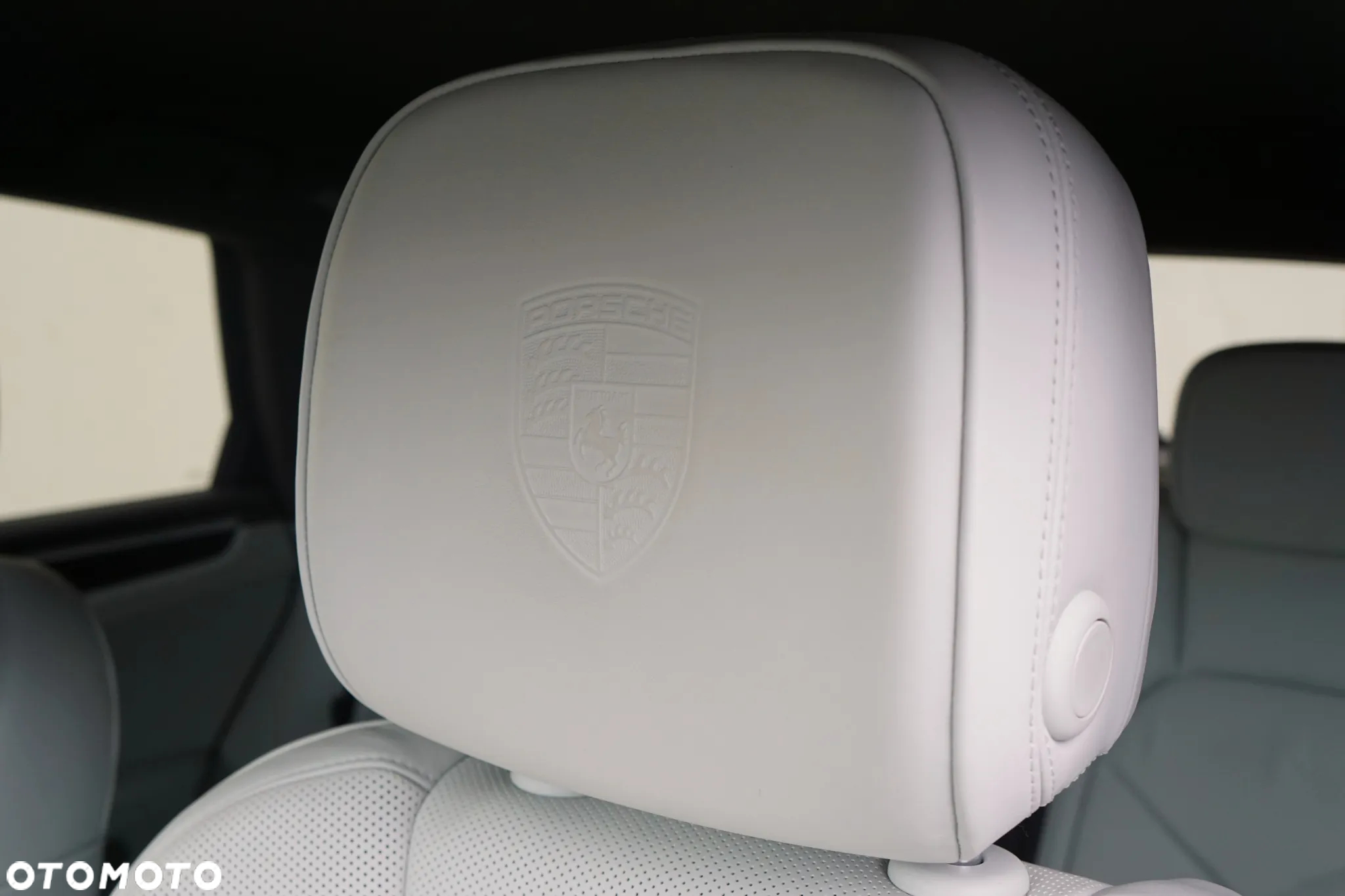 Porsche Macan Standard - 17