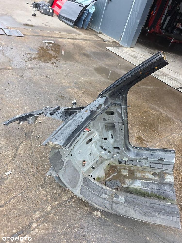AUDI A4 B9 ĆWIARTKA SŁUPEK PRÓG PRAWY - 4
