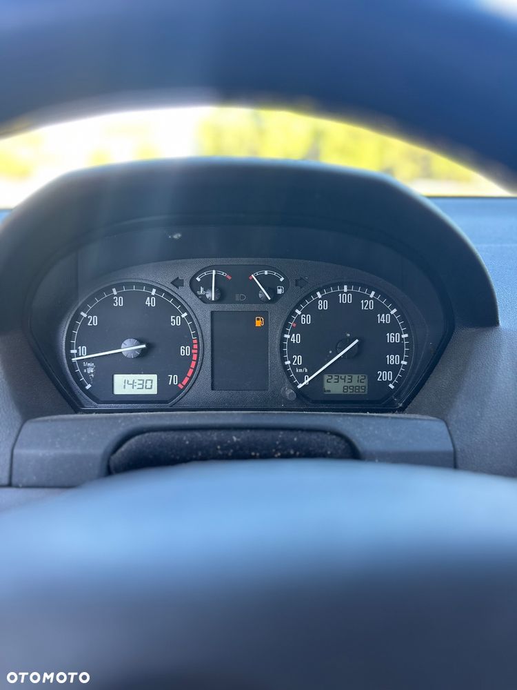 Skoda Fabia - 12