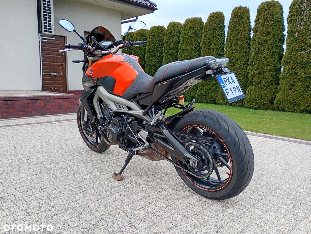 Yamaha MT - 3