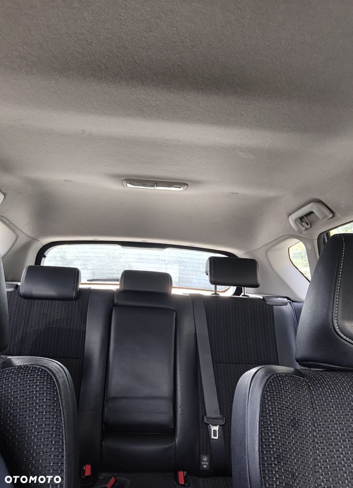Toyota Auris 2.0 D-4D Prestige - 16