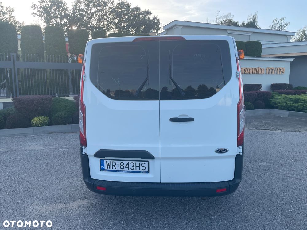 Ford Transit Custom - 11