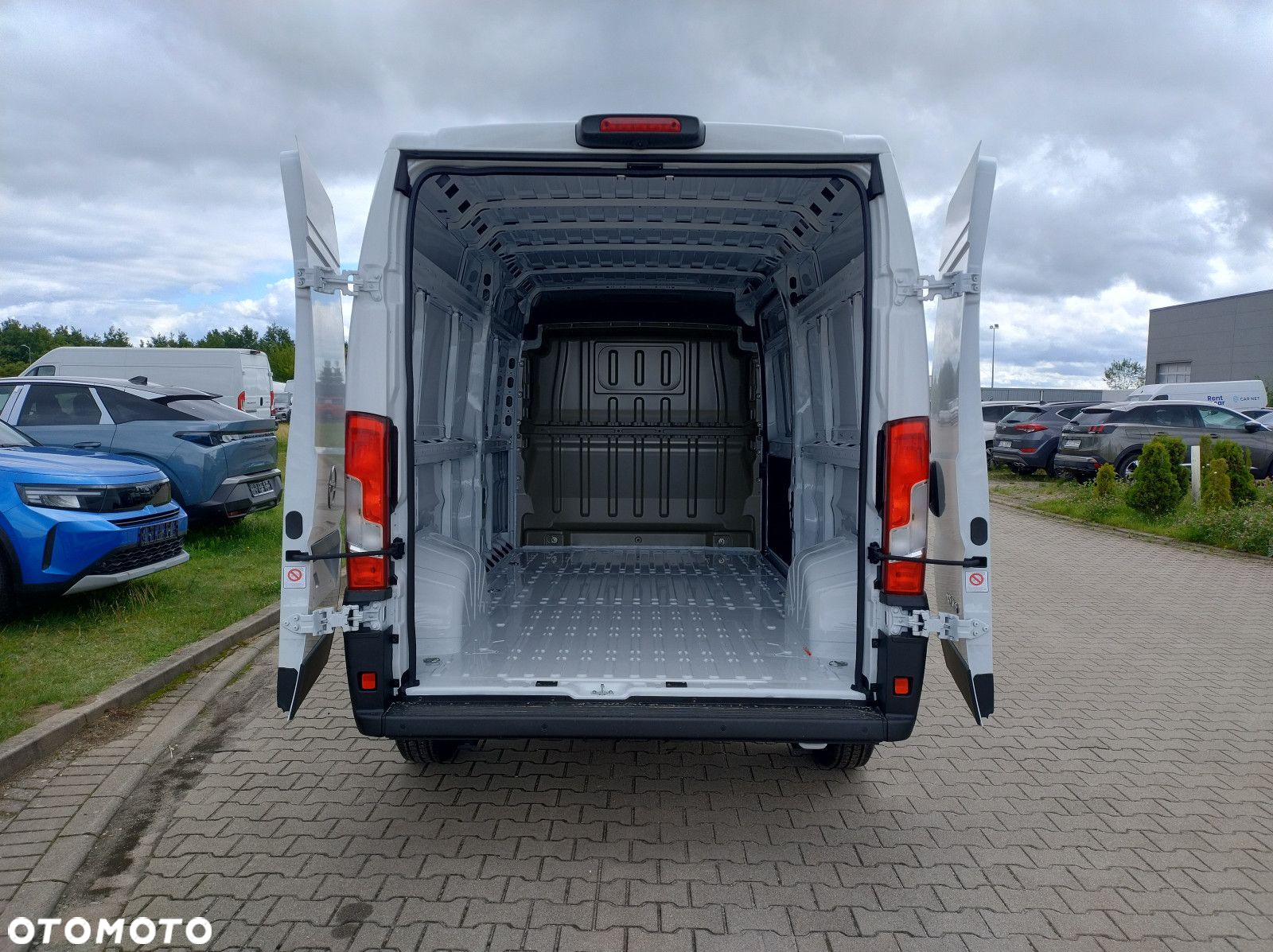 Opel movano Movano Furgon L3H2 2.2 Diesel 140KM MT6 Euro 6E DMC 3.3t 13m3 - 8
