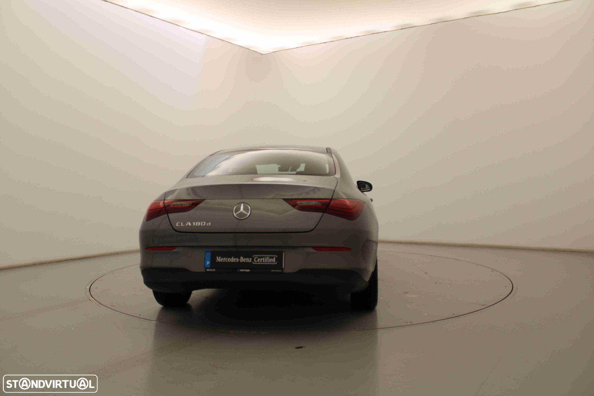 Mercedes-Benz CLA 180 d - 8