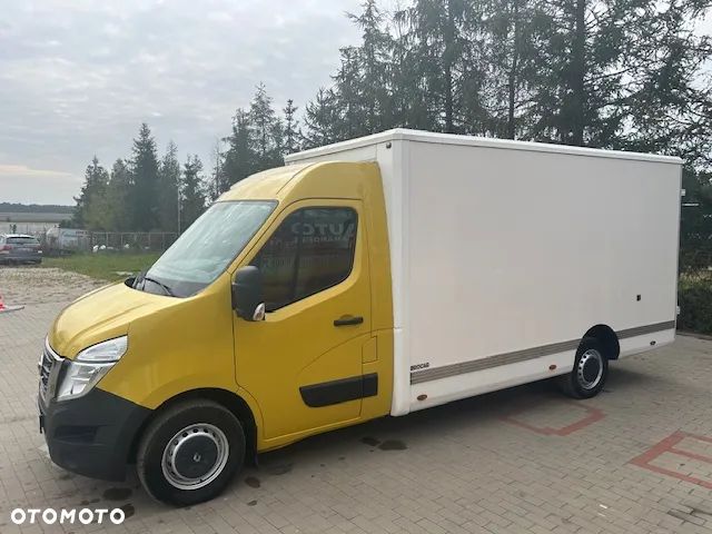 Nissan NV 400 - 7
