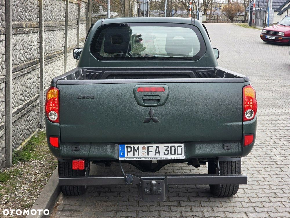 Mitsubishi L200 Pick Up 4x4 Intense Club Cab - 7