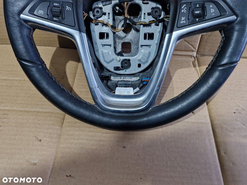 Kierownica skórzana skora Opel Astra J IV Mokka Meriva B multi podgrzewana - 2