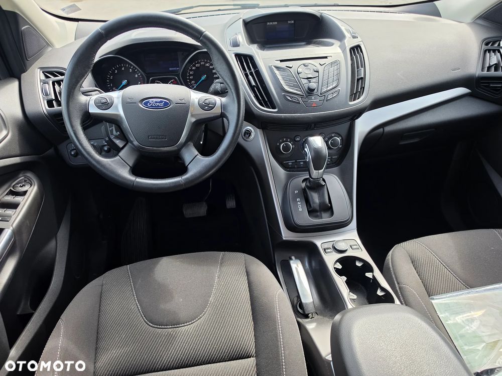 Ford Kuga - 9