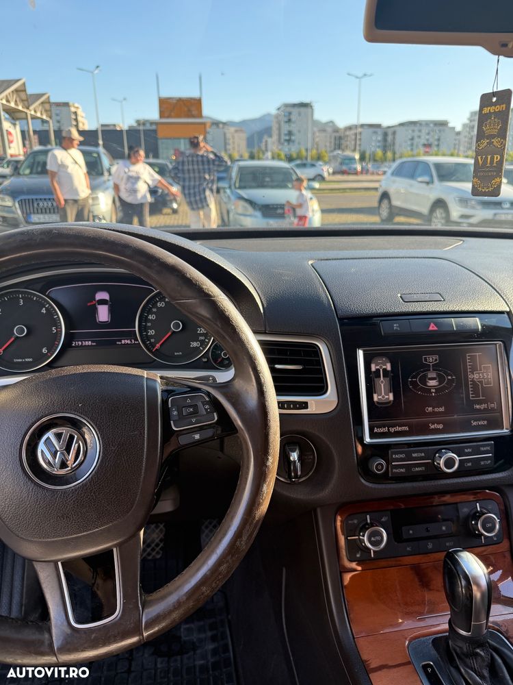 Volkswagen Touareg - 9