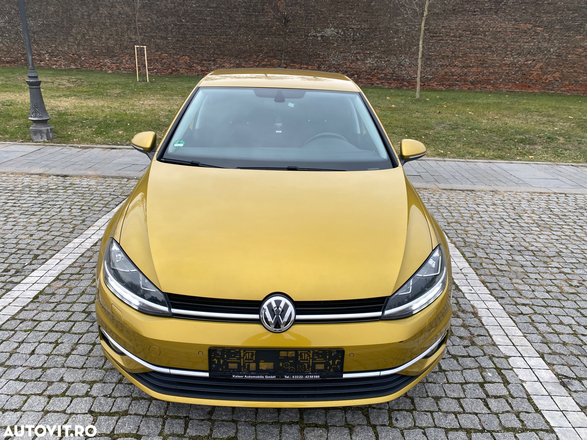 Volkswagen Golf 1.0 TSI (BlueMotion Technology) Comfortline - 8