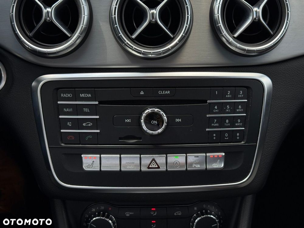 Mercedes-Benz CLA - 21