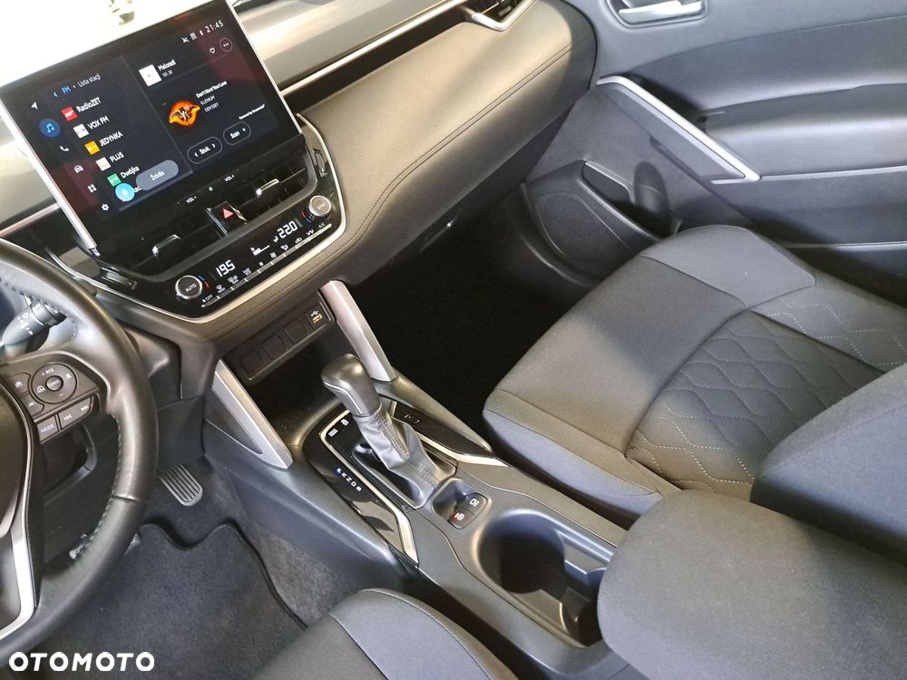 Toyota Corolla Cross 2.0 Hybrid Comfort - 28