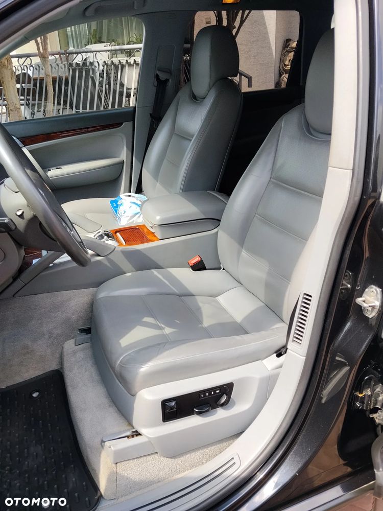Porsche Cayenne - 8