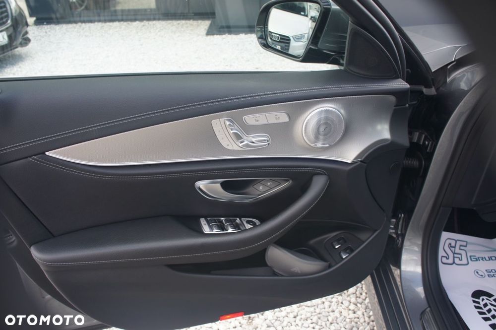 Mercedes-Benz Klasa E - 15
