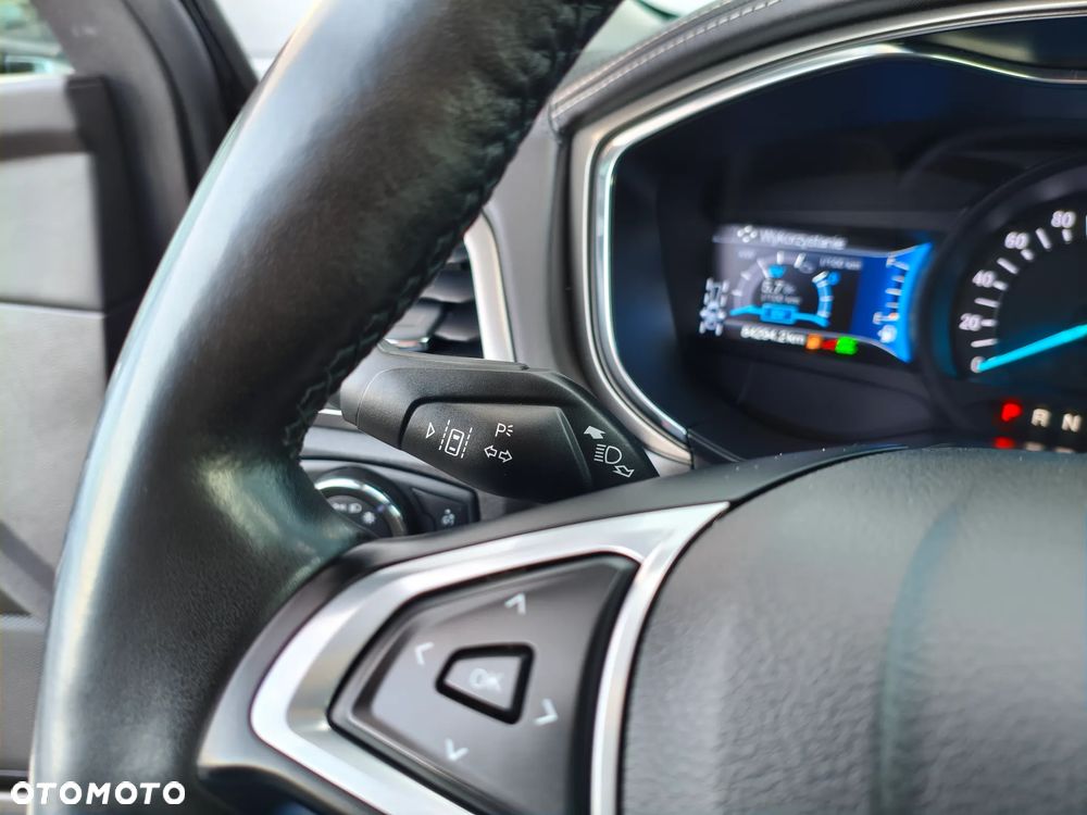 Ford Mondeo 2.0 Hybrid Vignale - 16