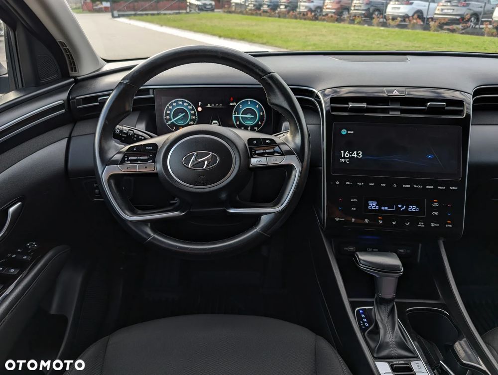 Hyundai Tucson blue 1.6 CRDi 2WD DCT Premium - 24