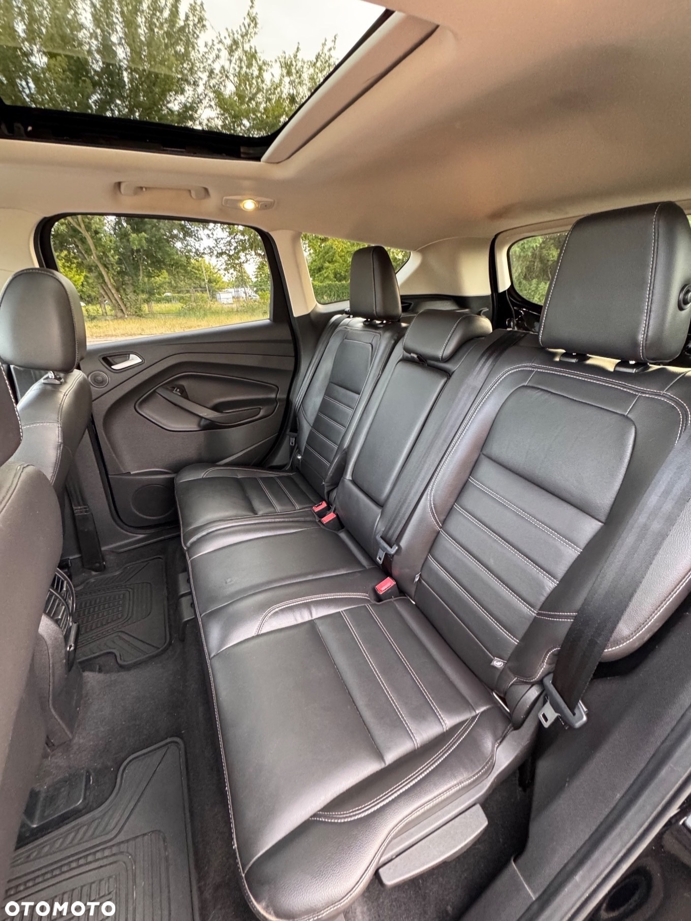 Ford Escape 2.0 EcoBoost AWD Titanium - 15