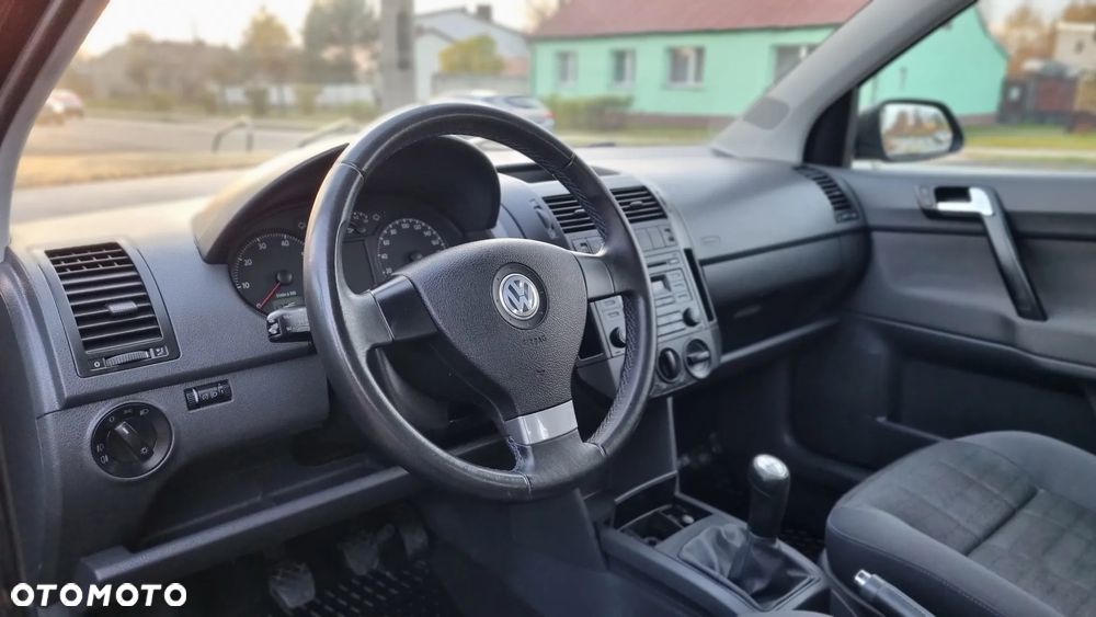 Volkswagen Polo 1.4 Tour - 10