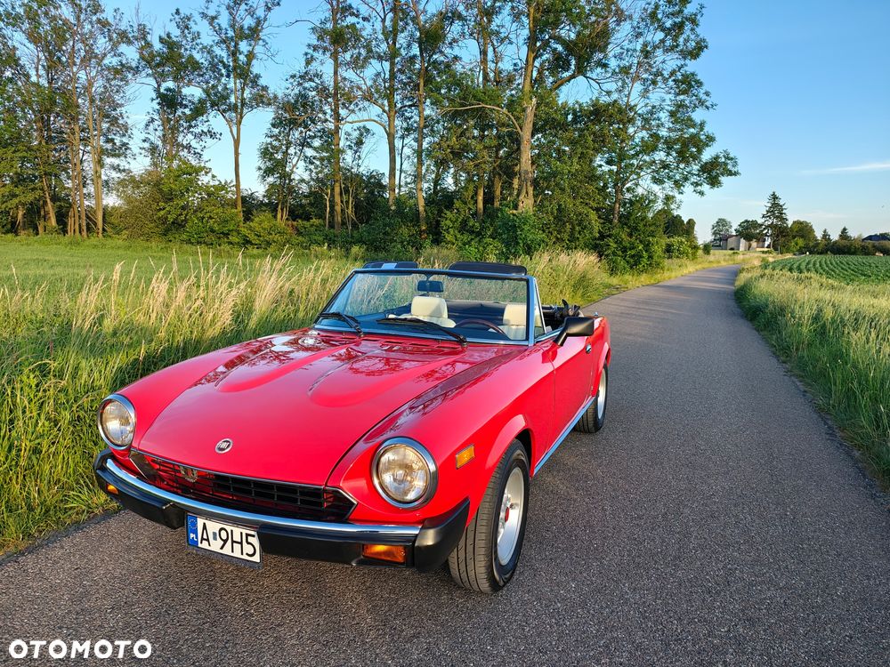 Fiat 124 Spider - 8