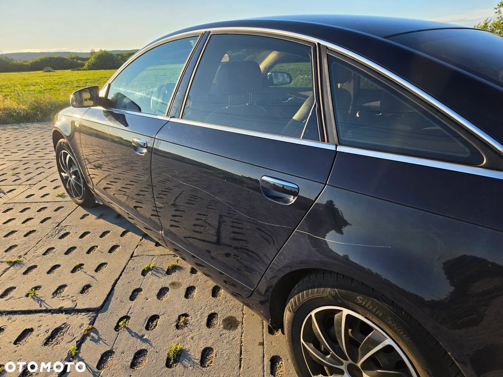 Audi A6 Limousine 2.4 - 6