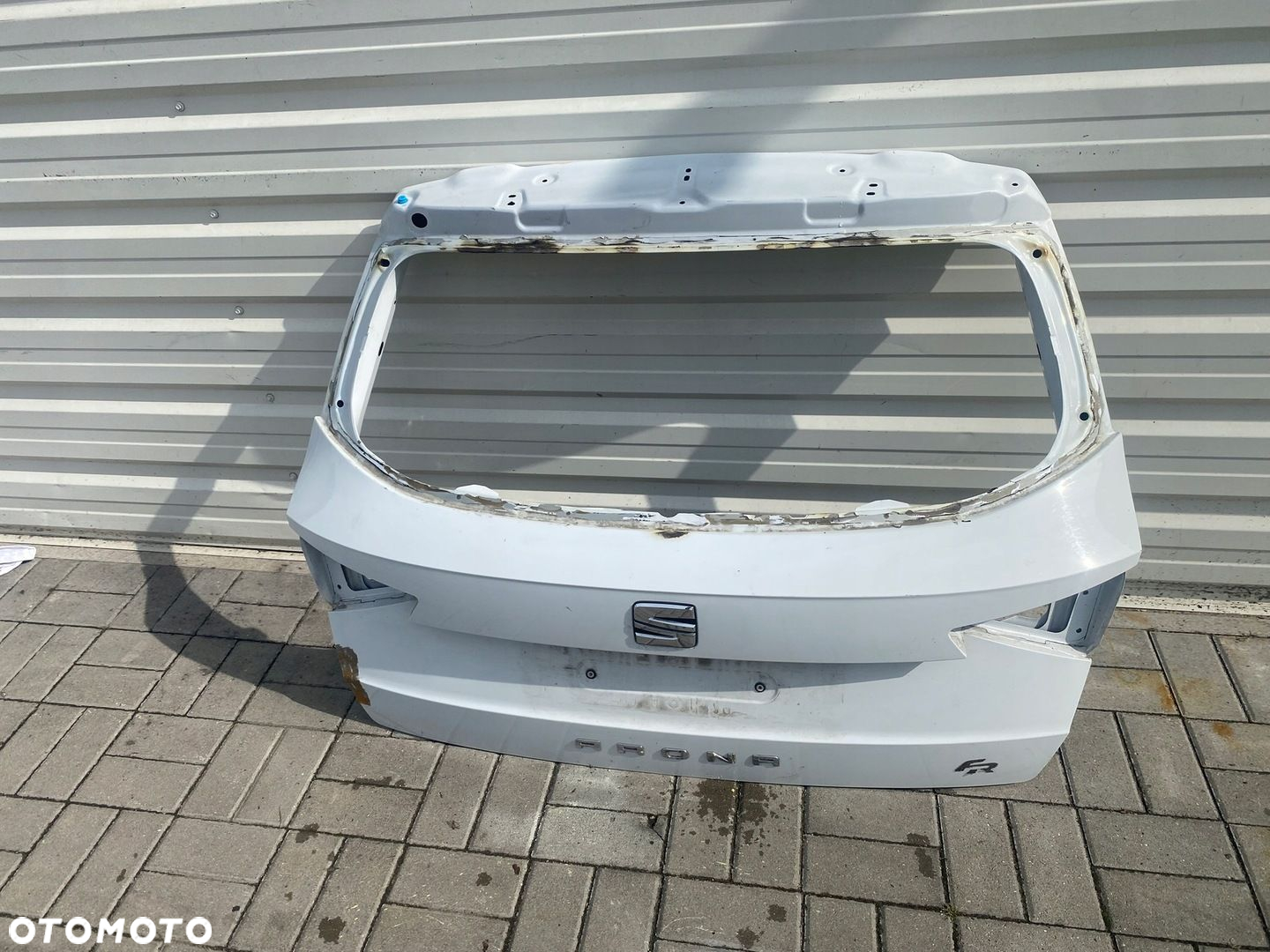 KLAPA BAGAŻNIKA SEAT ARONA FR EU - 3